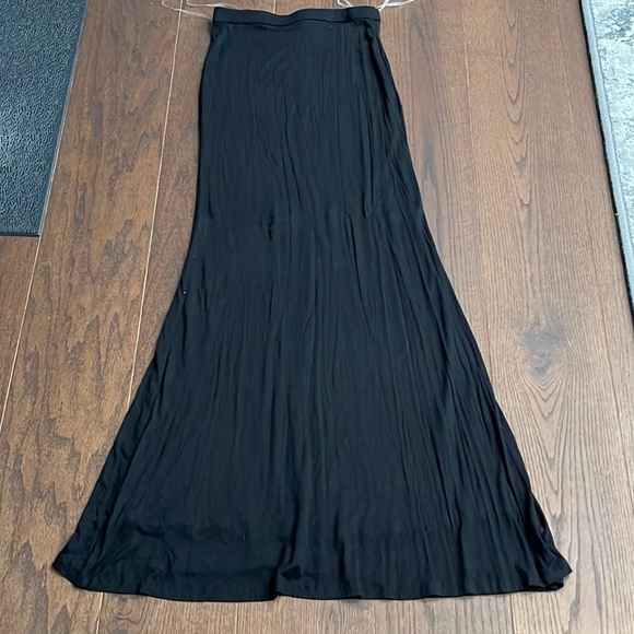 LuLu’s Black Long Maxi Dress Size Medium - Picture 1 of 4